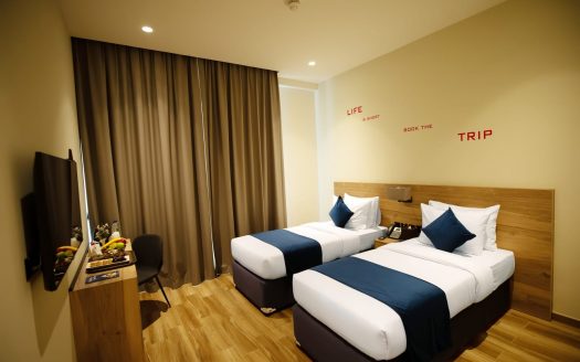Fully Furnished Brand New Bright Sunlight Hotel for Sale