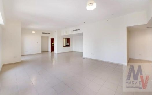Spacious rooms | Mid-floor | Amazing view |