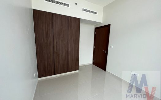 Bright Ceiling /  Brand New / Burj View