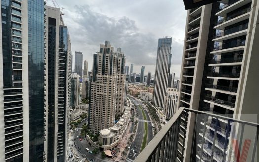 Elegant Style / Spacious 3BR + Family Room /  Burj View
